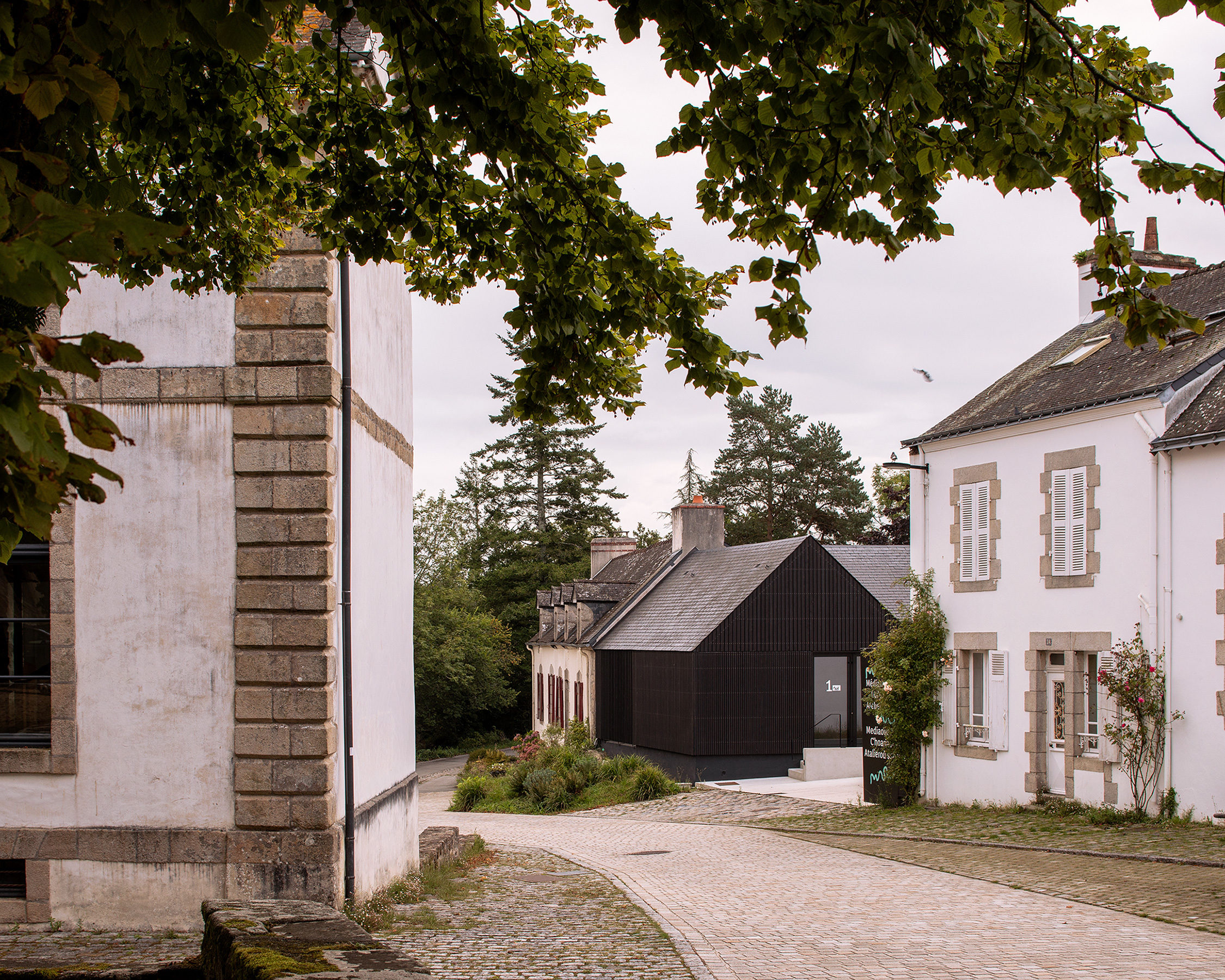 AGA mediatheque PONT SCORFF HD 10 galerie