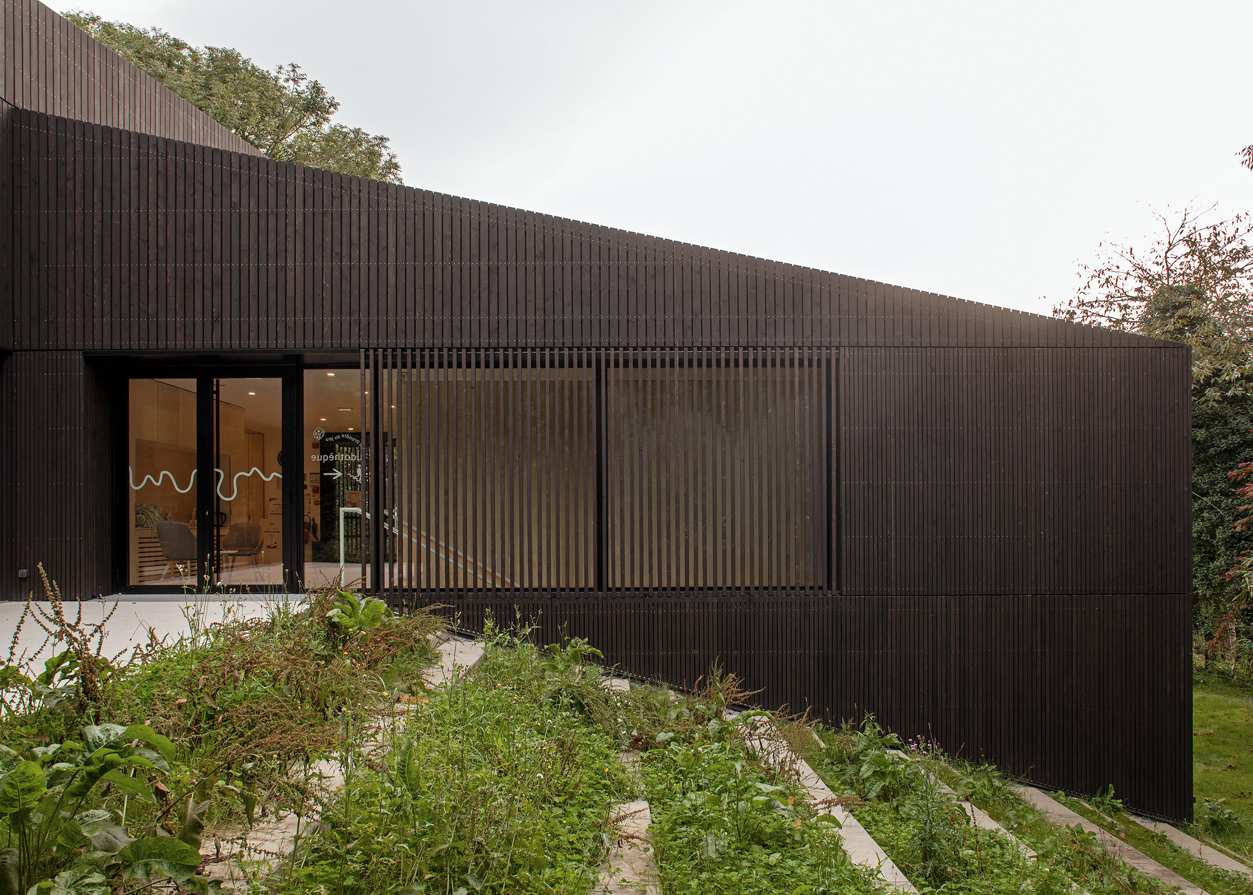 AGA mediatheque PONT SCORFF HD 25 galerie