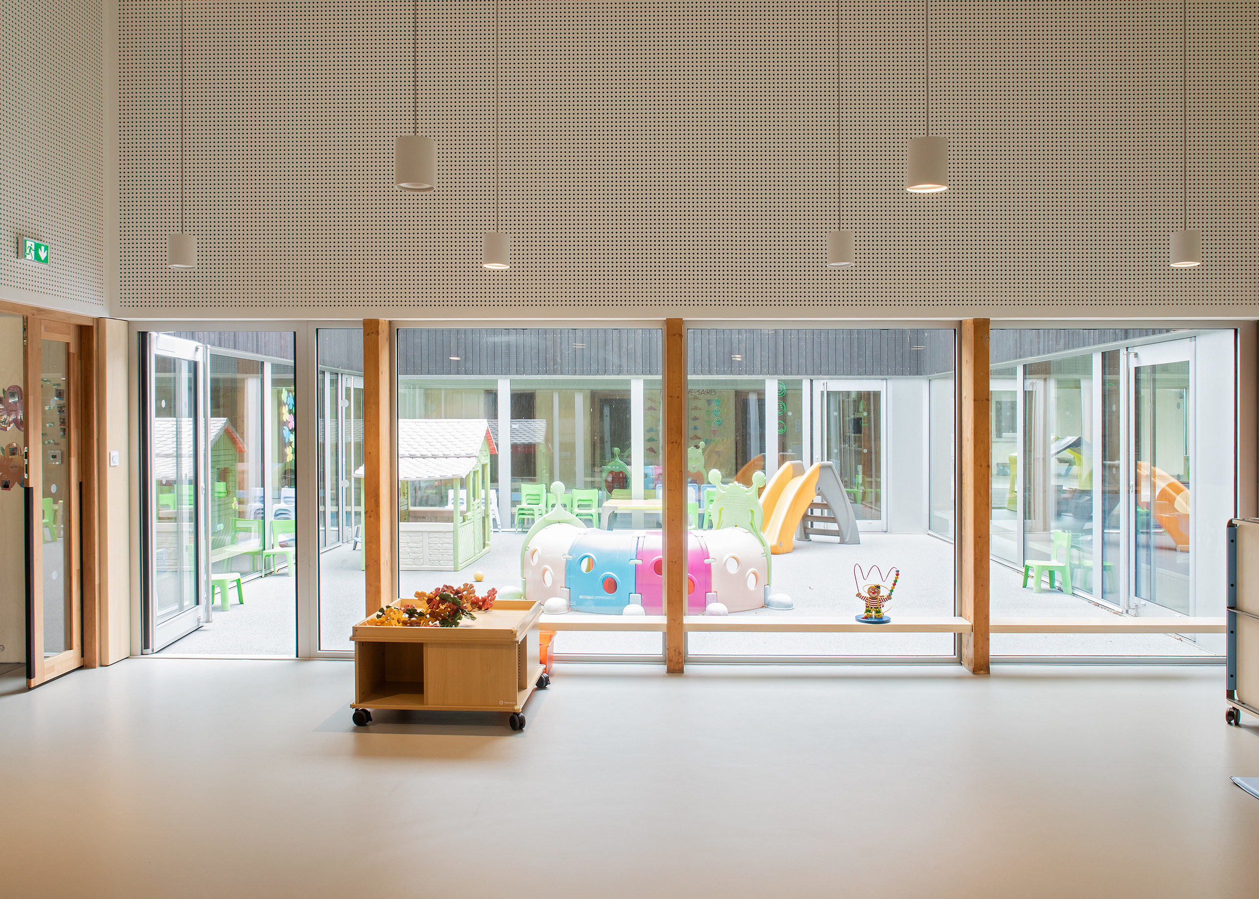 AGA maison enfance SURZUR BD 44