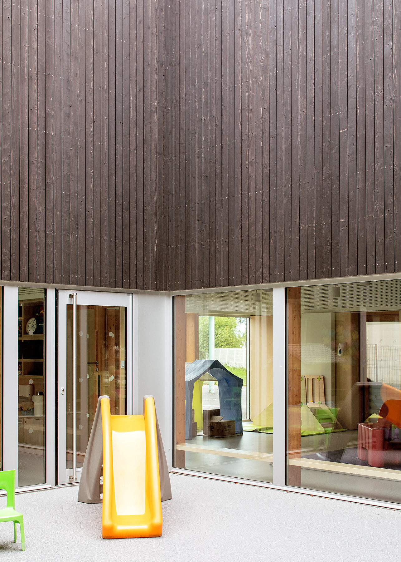 AGA maison enfance SURZUR BD 46